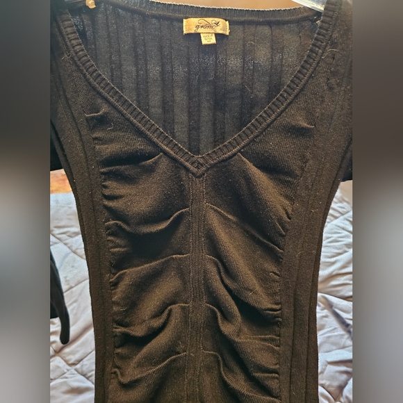 Grane Black rouched sweater Size Medium - Picture 2 of 2